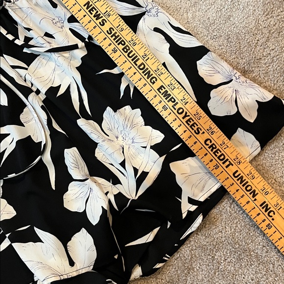 Show Me Your MuMu Roxy Romper Size Small NWT - Picture 8 of 9